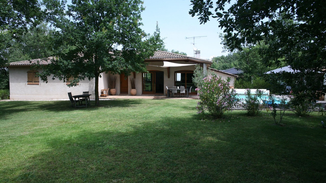 Photo of Outdoor in Seilh