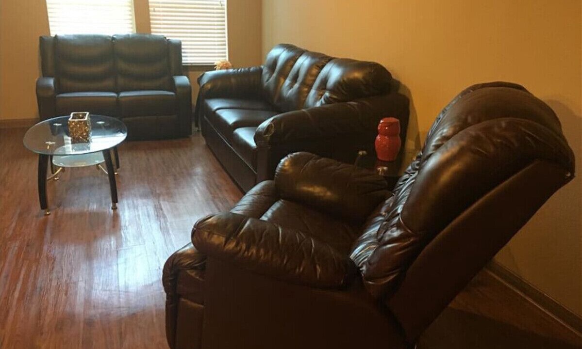 Photo of Livingroom in Grogan's Mill