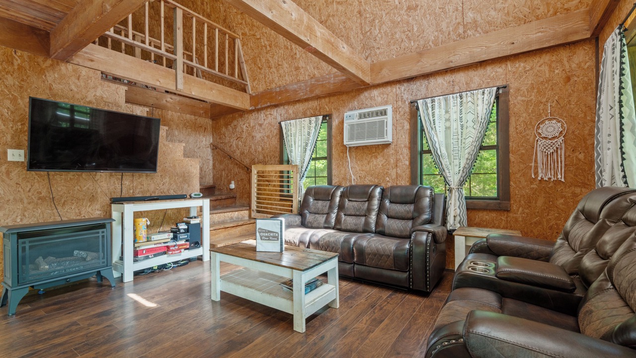 Photo of Livingroom in Pencil Bluff