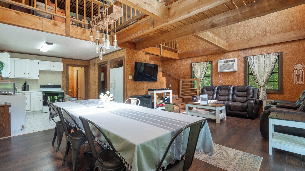 Photo of Livingroom in Pencil Bluff