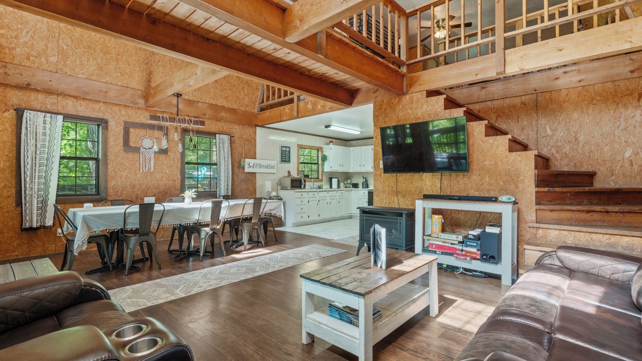 Photo of Livingroom in Pencil Bluff