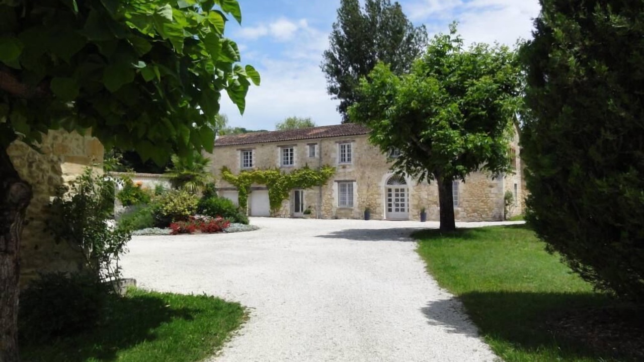 Photo of Outdoor in Clermont de Beauregard