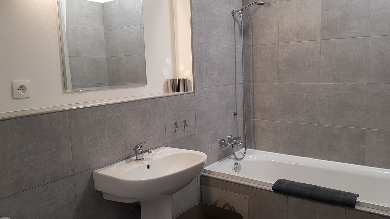 Photo of Bathroom in Clermont de Beauregard