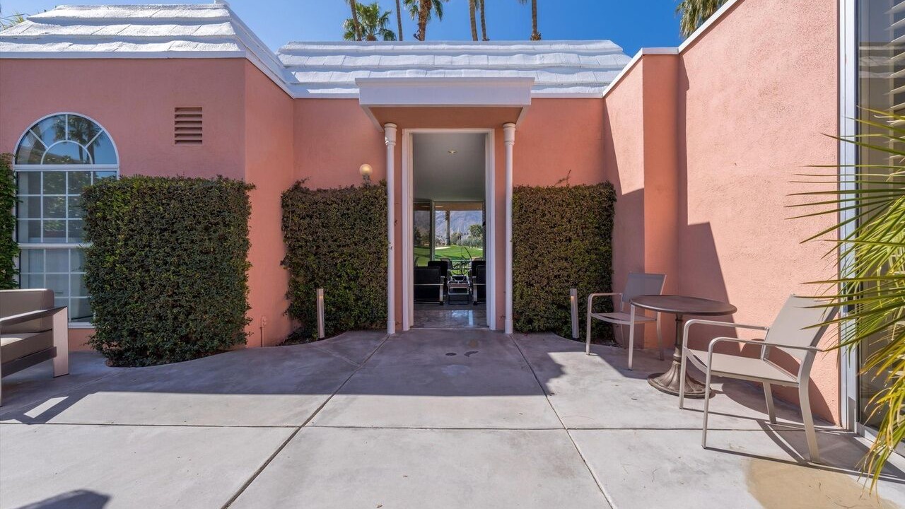 Photo of Patio Balcony in Palm Desert