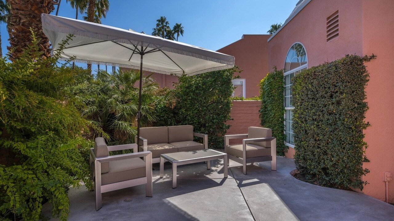 Photo of Patio Balcony in Palm Desert