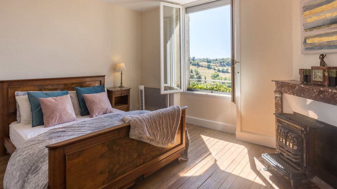 Photo of Bedroom in Ayen