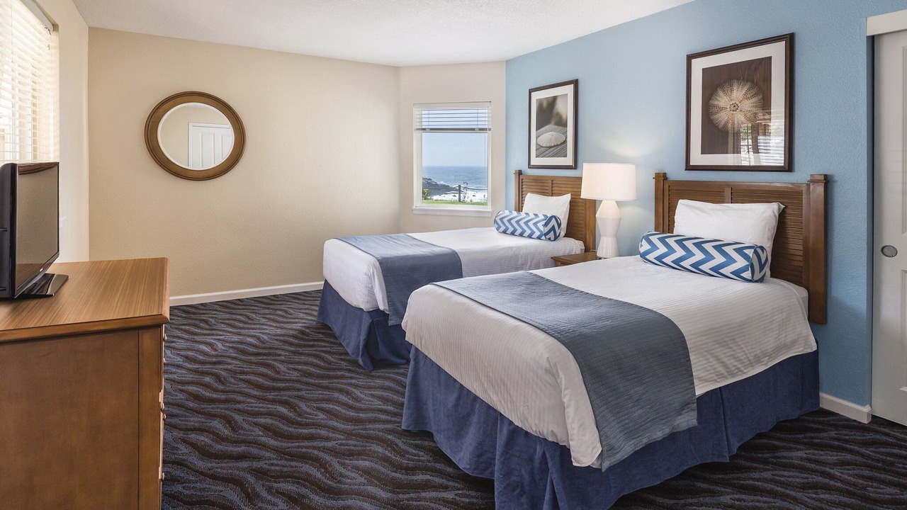 Photo of Bedroom in Depoe Bay