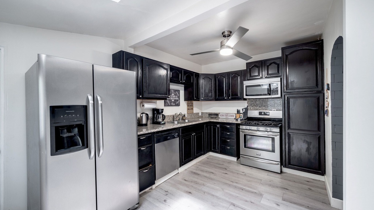 Photo of Kitchen in Sherman Oaks