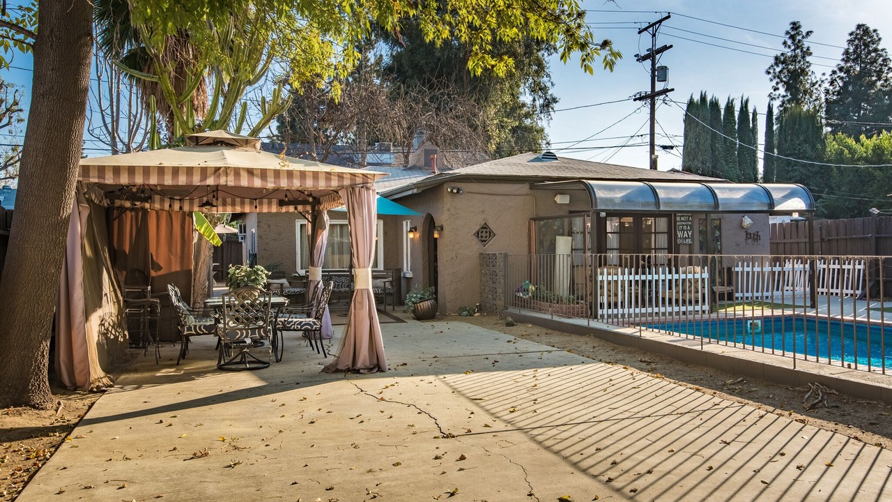 Photo of Outdoor in Sherman Oaks