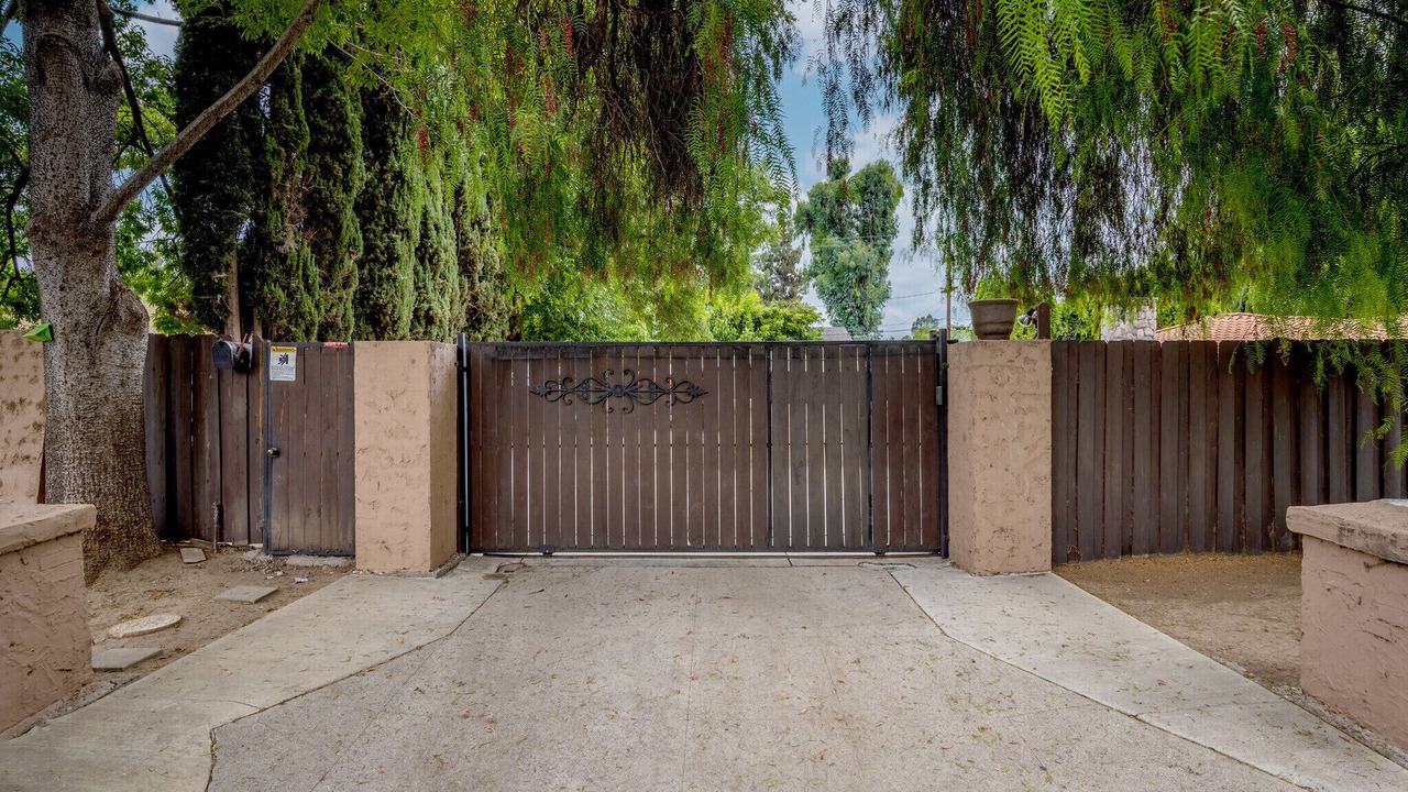 Photo of Outdoor in Sherman Oaks