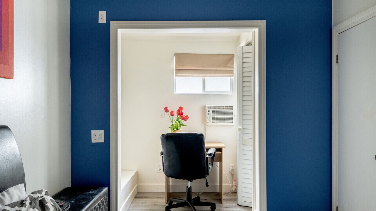 Photo of Bedroom in Sherman Oaks