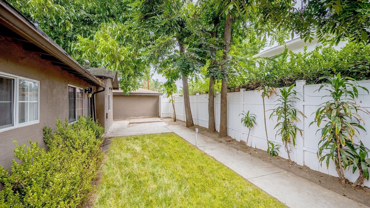 Photo of Outdoor in Sherman Oaks