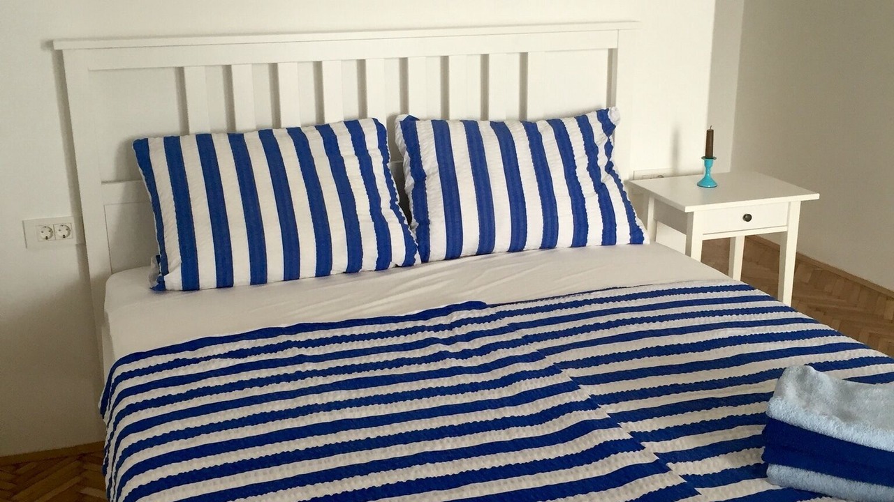 Photo of Bedroom in Molunat
