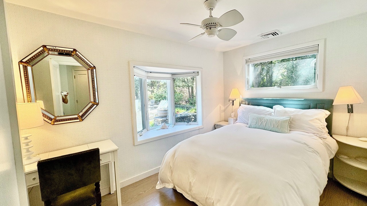 Photo of Bedroom in Beach Hampton