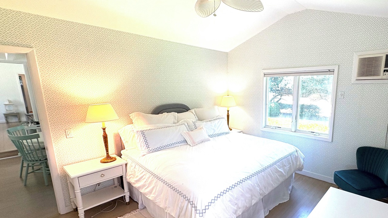 Photo of Bedroom in Beach Hampton