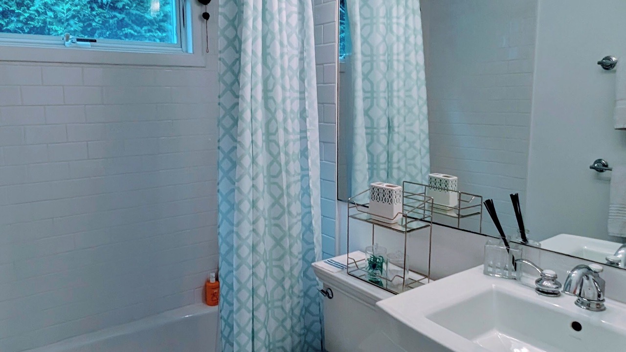 Photo of Bathroom in Beach Hampton