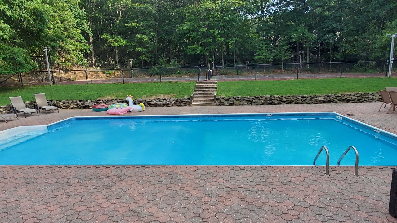 Photo of Outdoor in Wainscott Woods