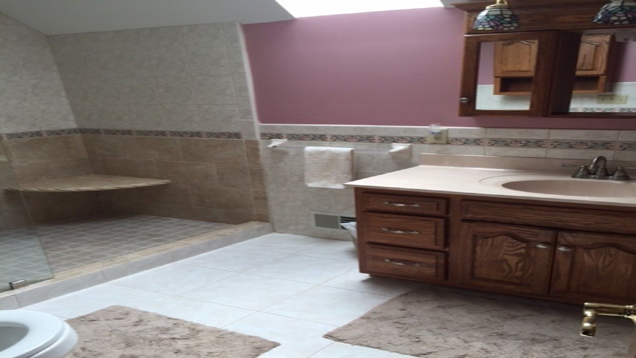 Photo of Bathroom in Hubbard Lake