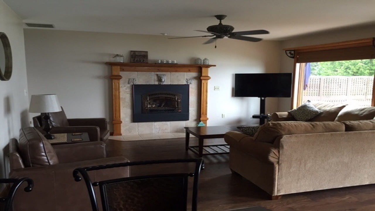 Photo of Bedroom in Hubbard Lake