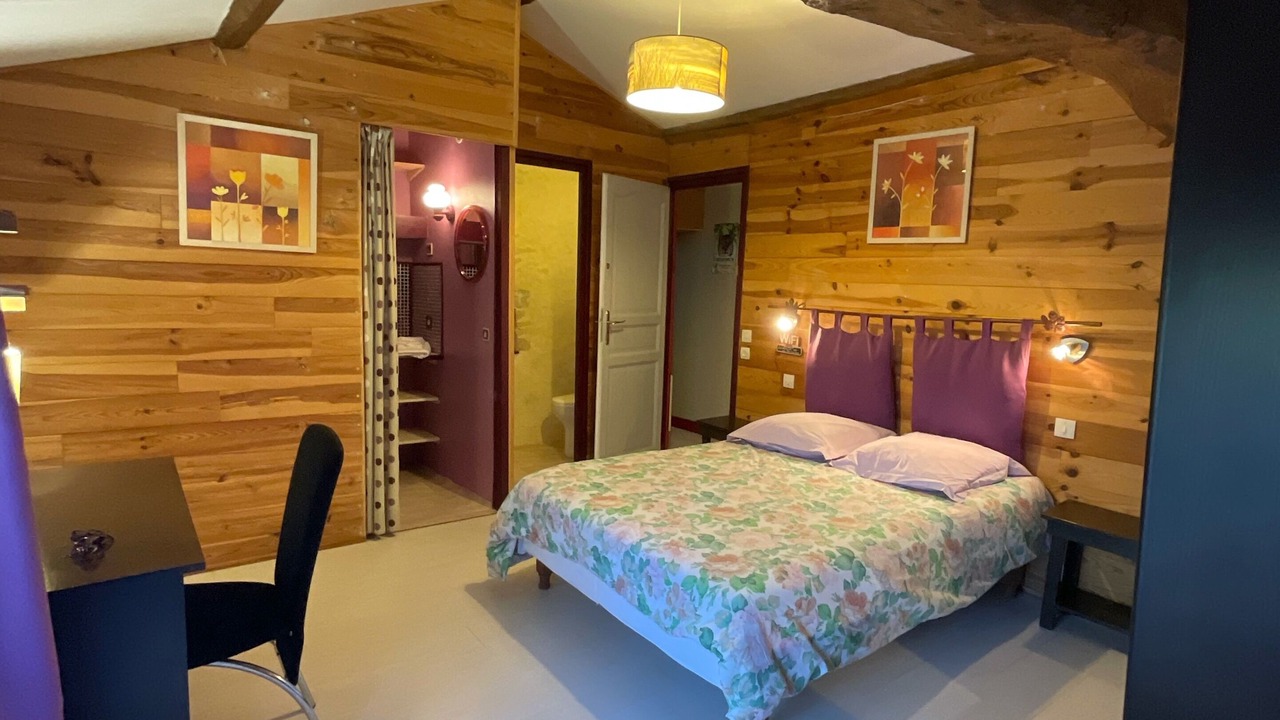 Photo of Bedroom in Saint-Jean-de-Sauves