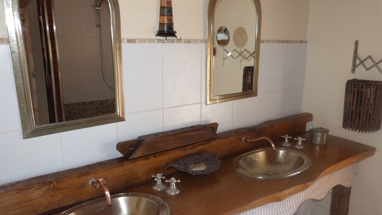 Photo of Bathroom in La Roche-sur-Yon
