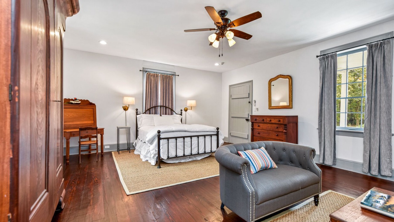 Photo of Bedroom in Natchez