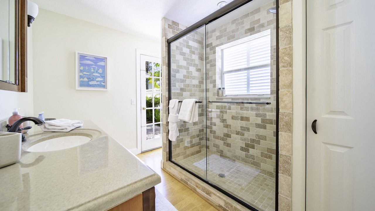 Photo of Bathroom in Juno Beach