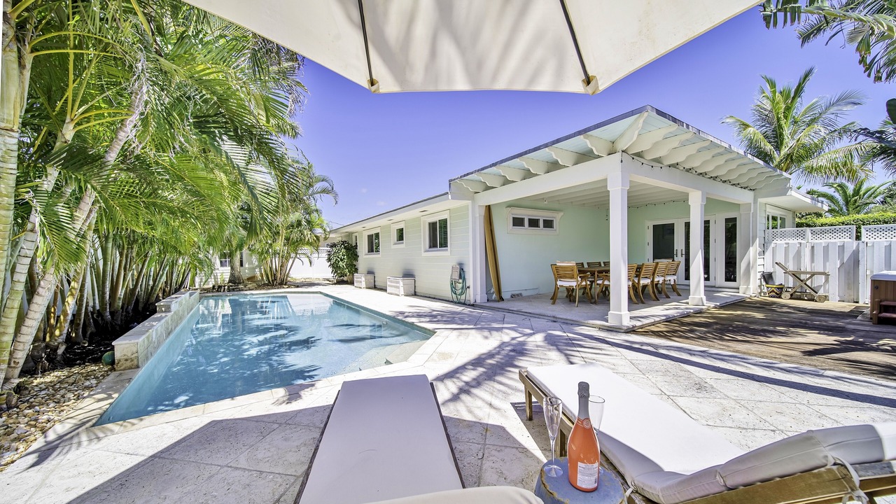 Photo of Outdoor in Juno Beach