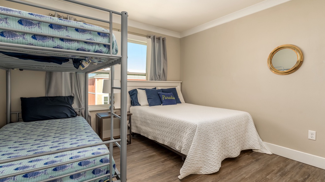 Photo of Bedroom in Dauphin Island