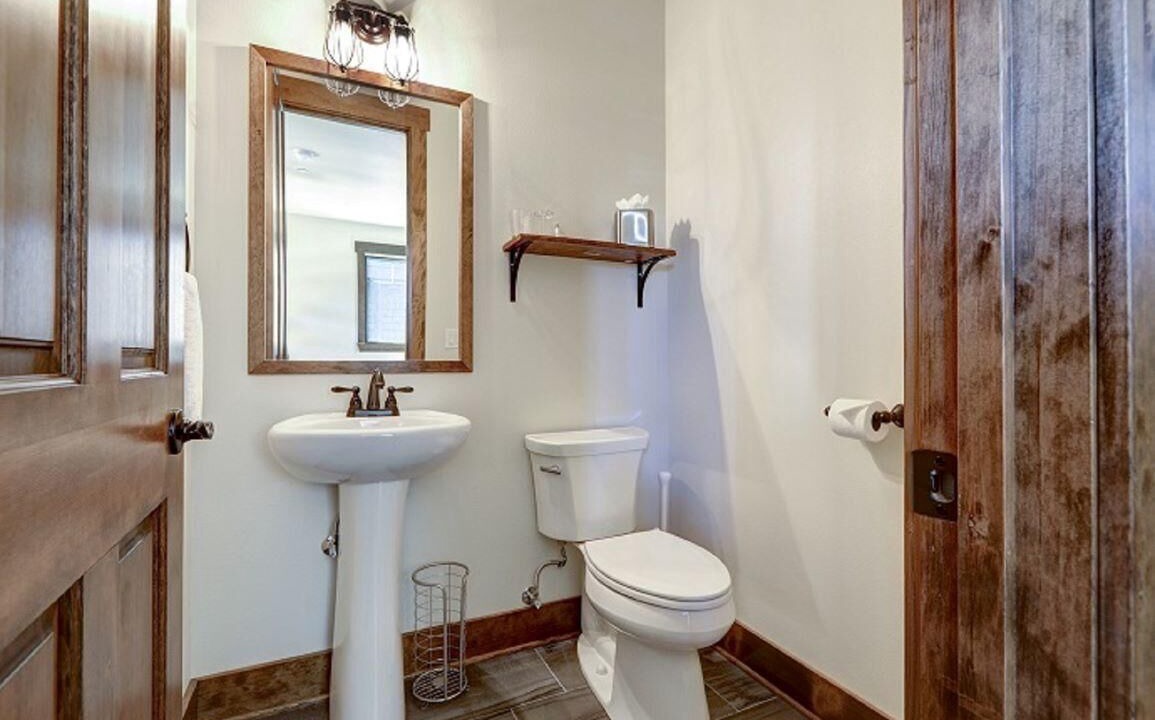 Photo of Bathroom in Cle Elum