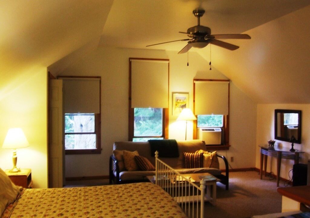 Photo of Bedroom in Lakeville