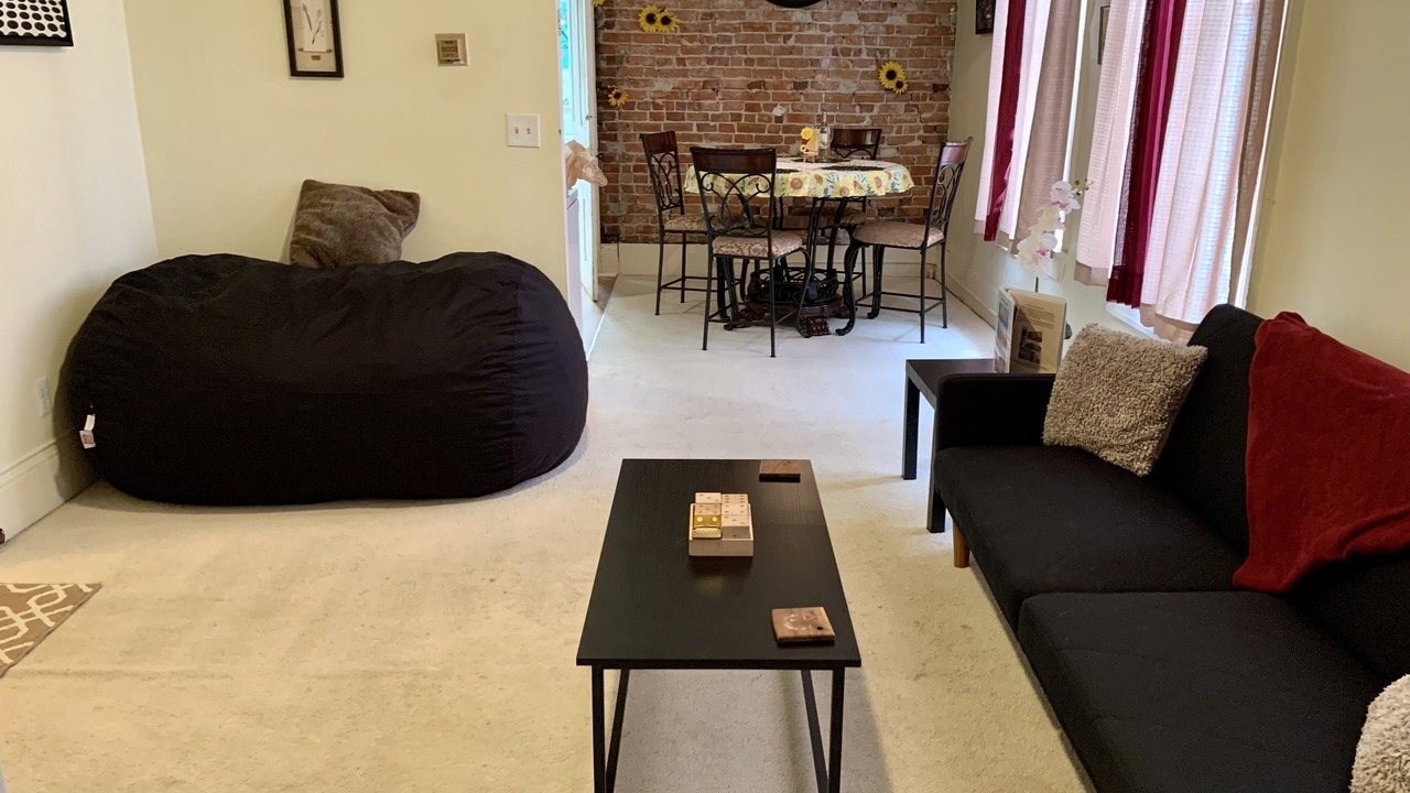Photo of Livingroom in Ypsilanti