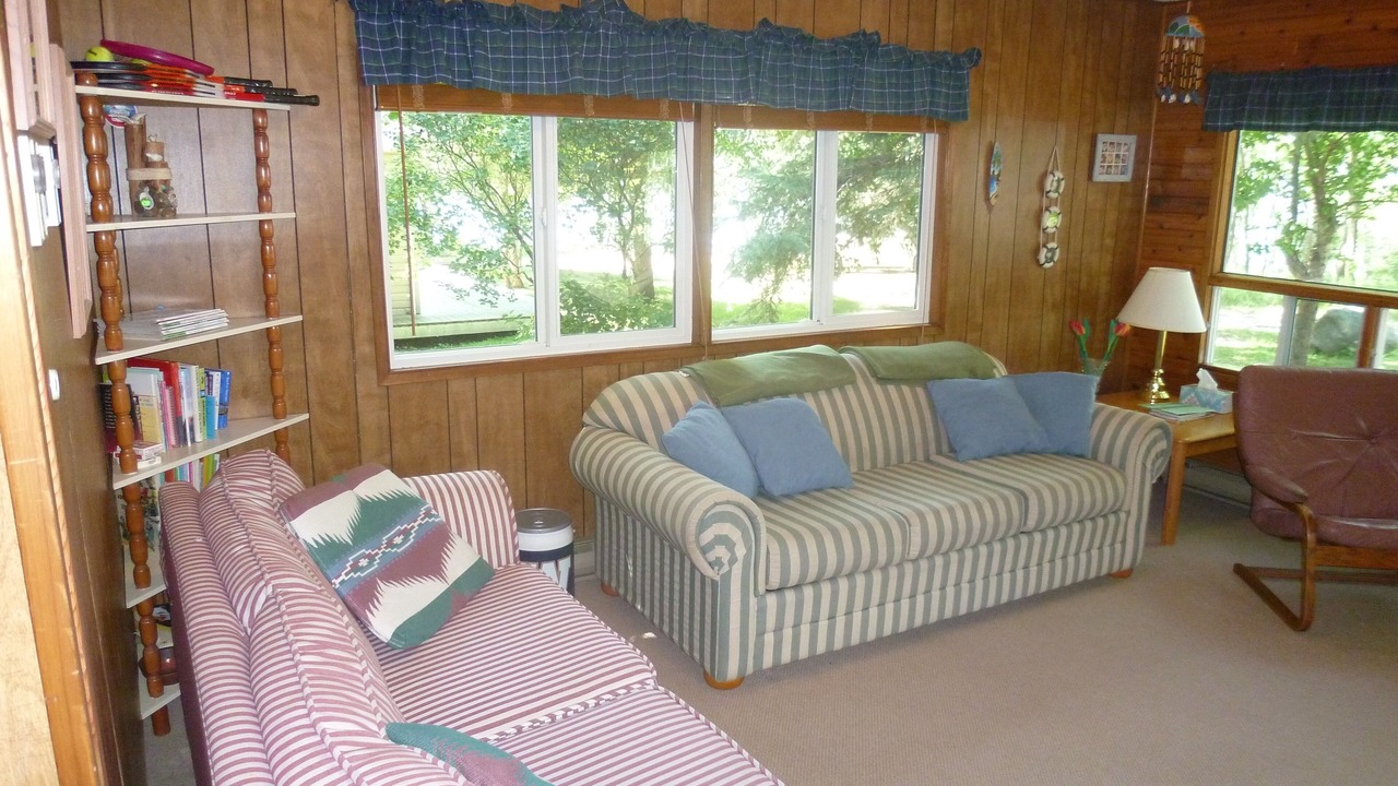 Photo of Livingroom in Grand Beach