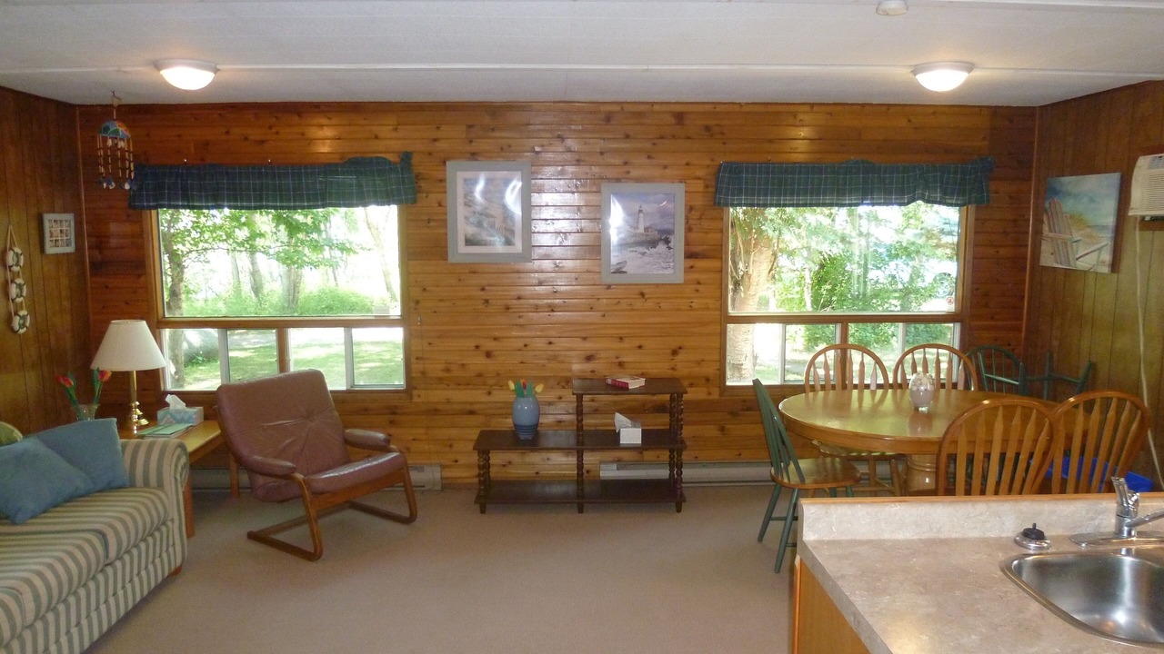 Photo of Livingroom in Grand Beach