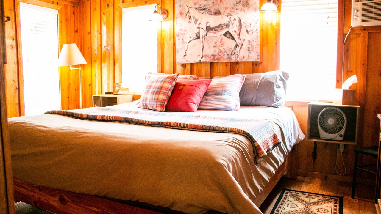 Photo of Bedroom in Hot Springs