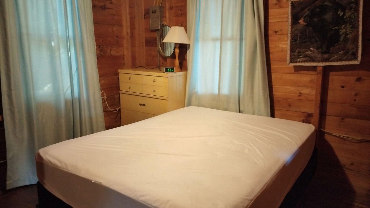 Photo of Bedroom in Meredith
