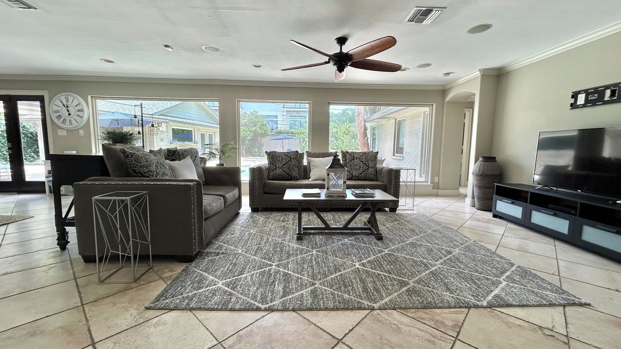Photo of Livingroom in Houston