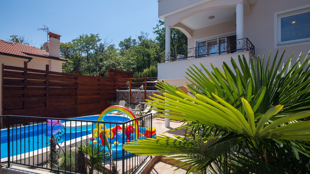Photo of Outdoor in Opric