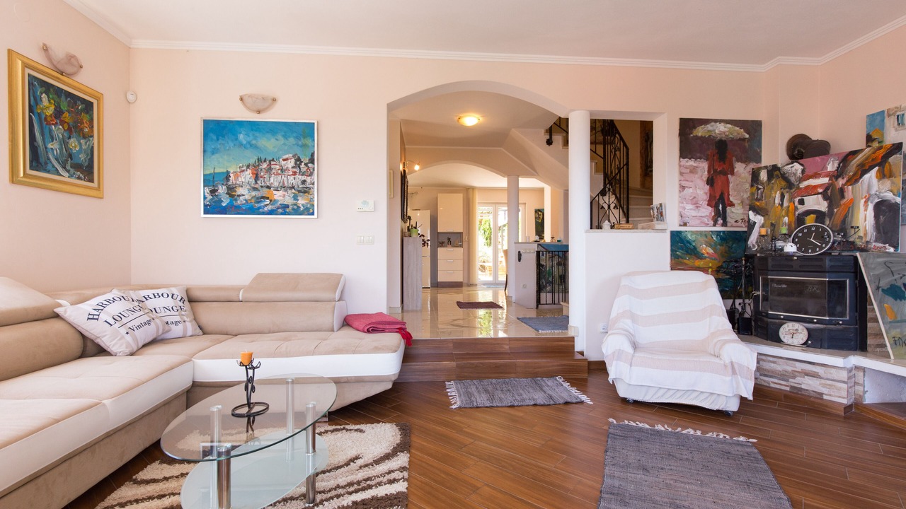 Photo of Livingroom in Opric