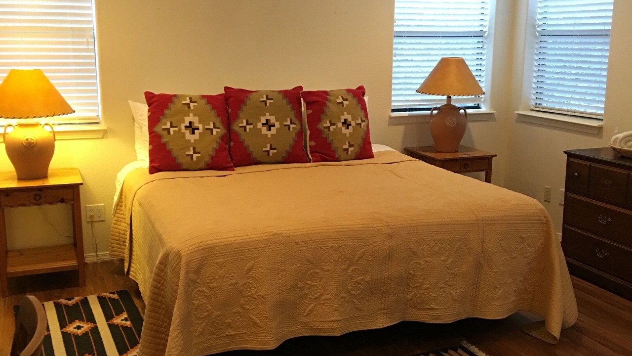 Photo of Bedroom in Canada de los Alamos