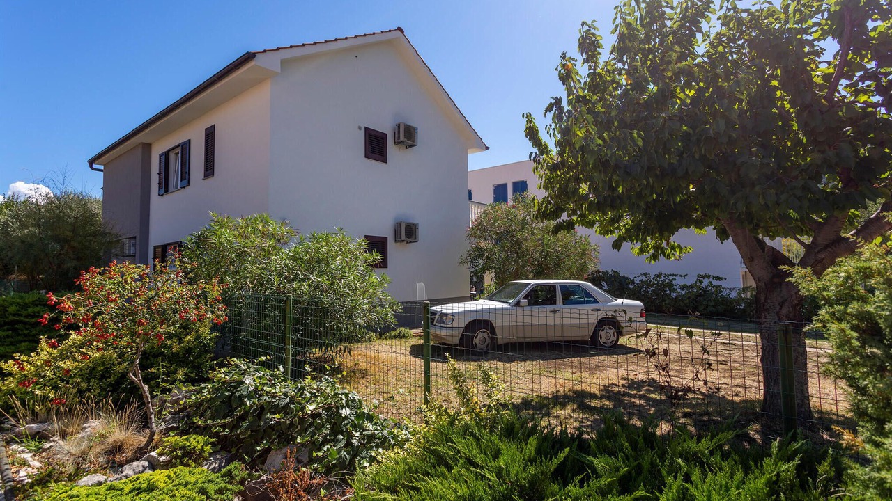 Photo of Outdoor in Jurandvor