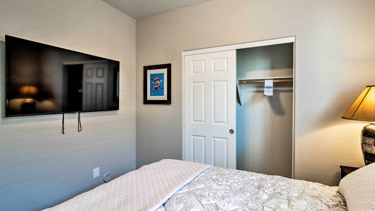 Photo of Bedroom in Rovey Farm Estates