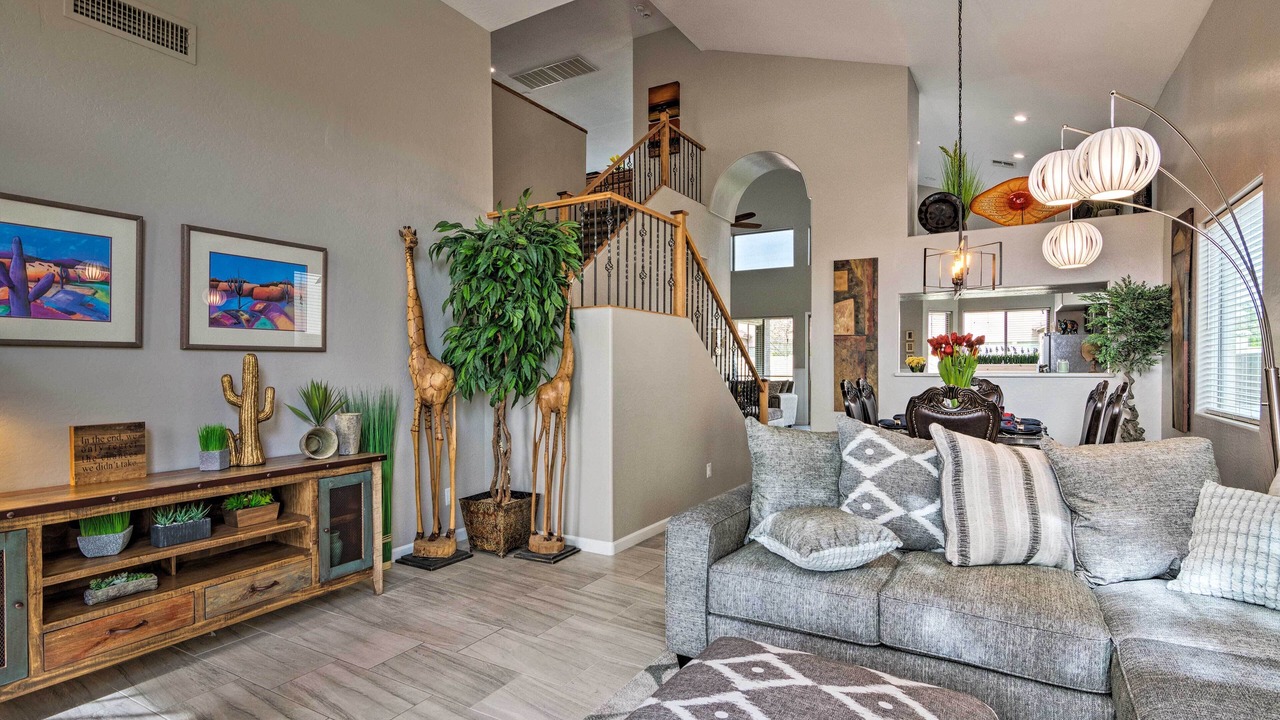 Photo of Livingroom in Rovey Farm Estates