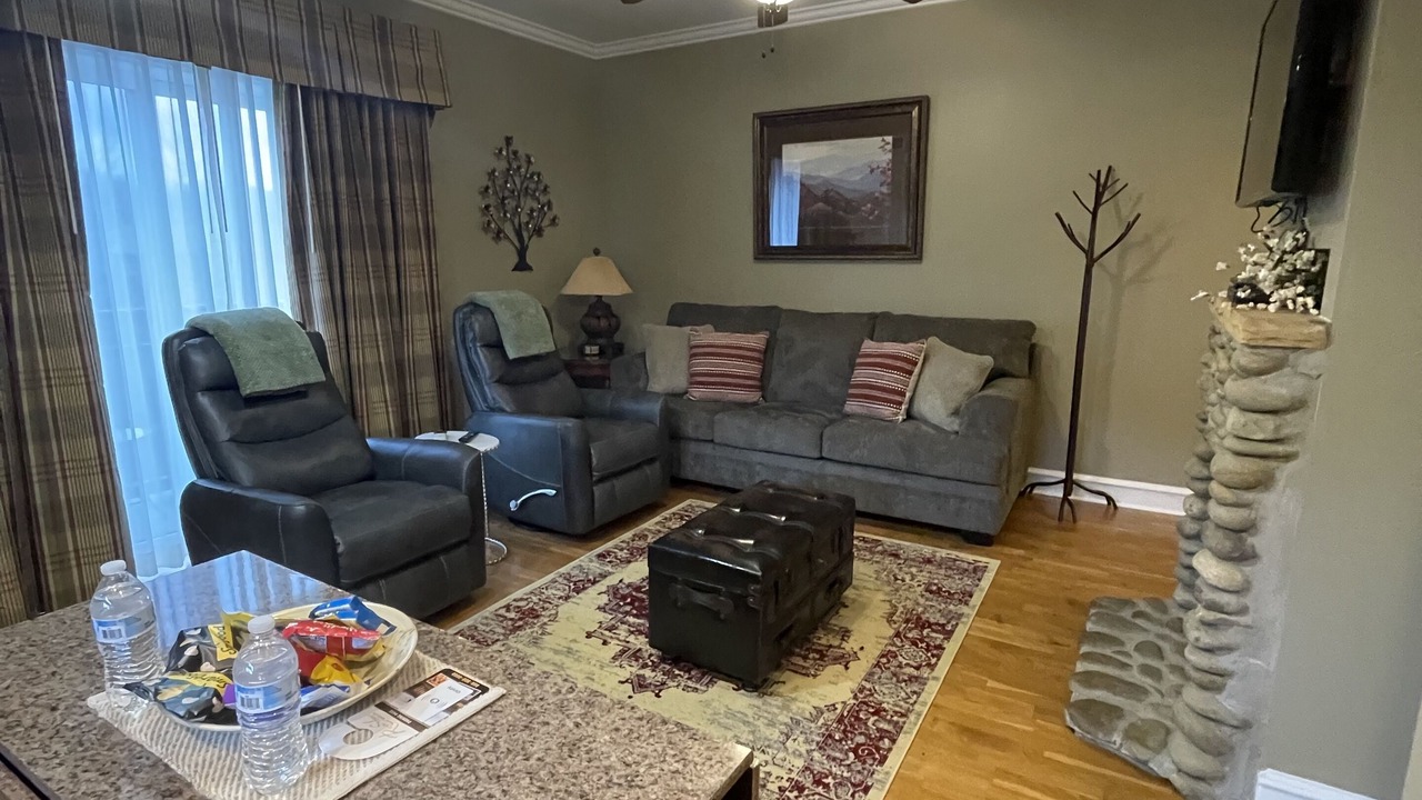 Photo of Livingroom in Pigeon Forge
