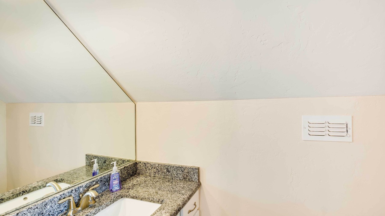 Photo of Bathroom in Emory