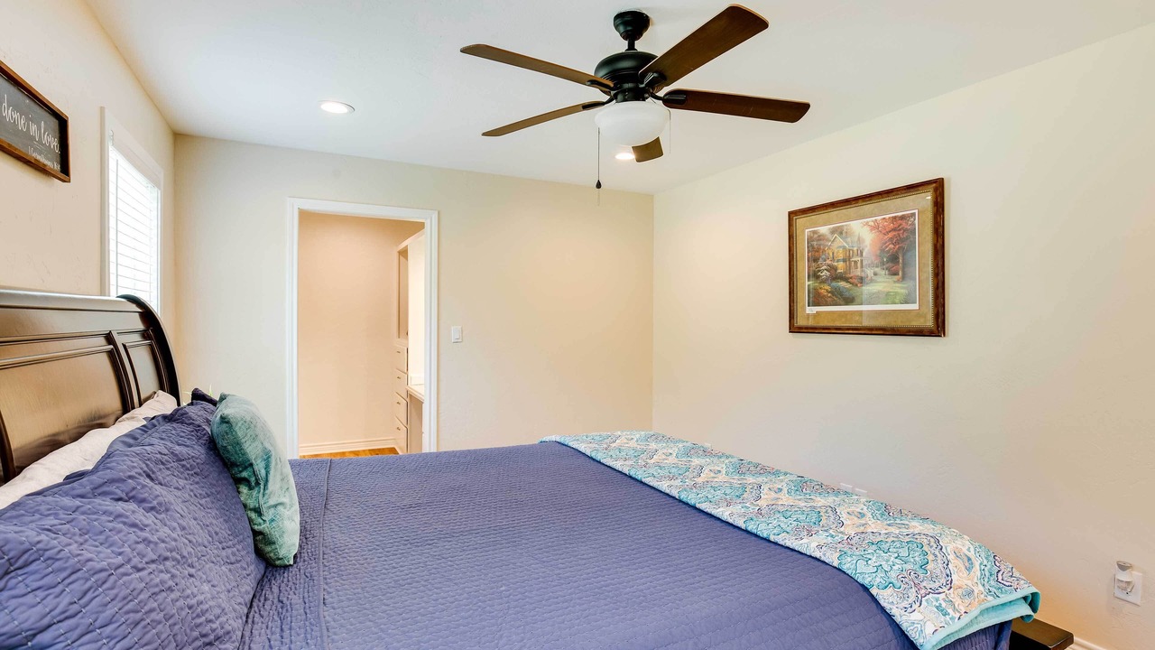 Photo of Bedroom in Emory