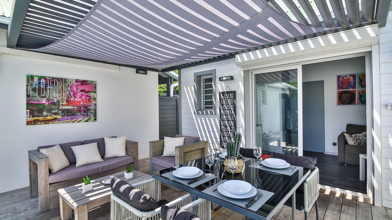 Photo of Outdoor in Orient Bay