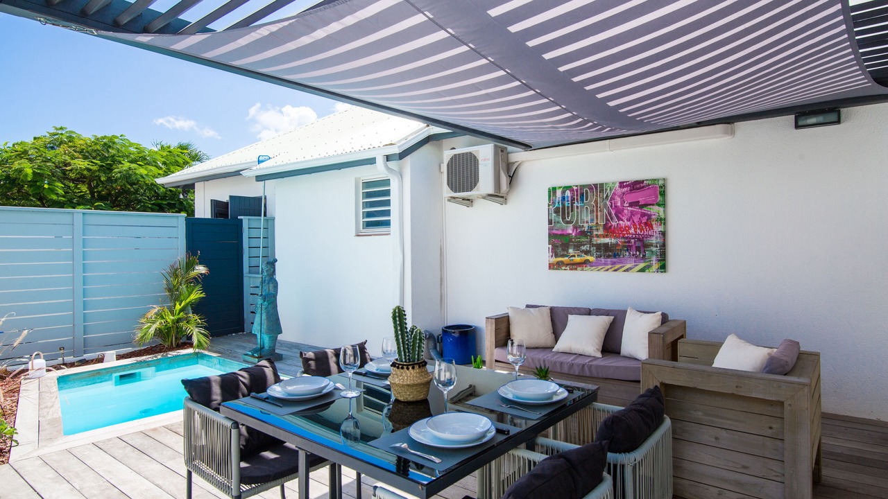 Photo of Outdoor in Orient Bay