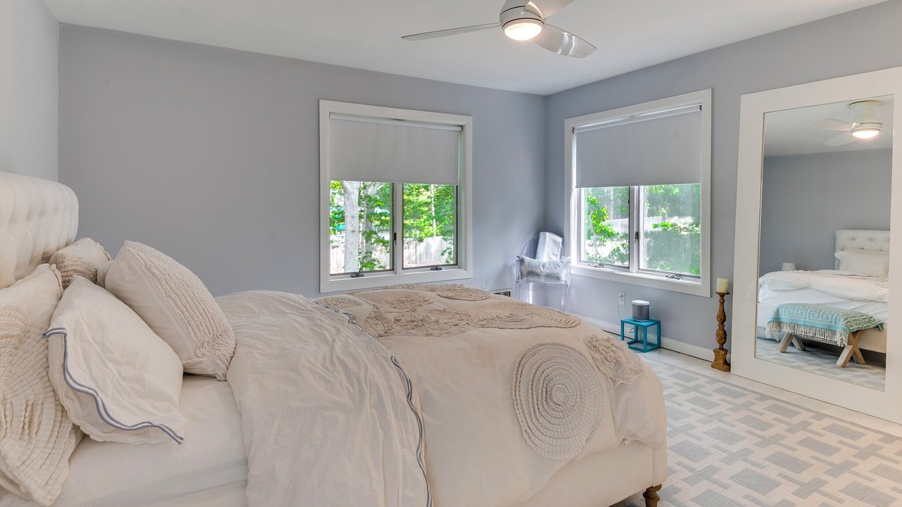 Photo of Bedroom in Northwest Harbor