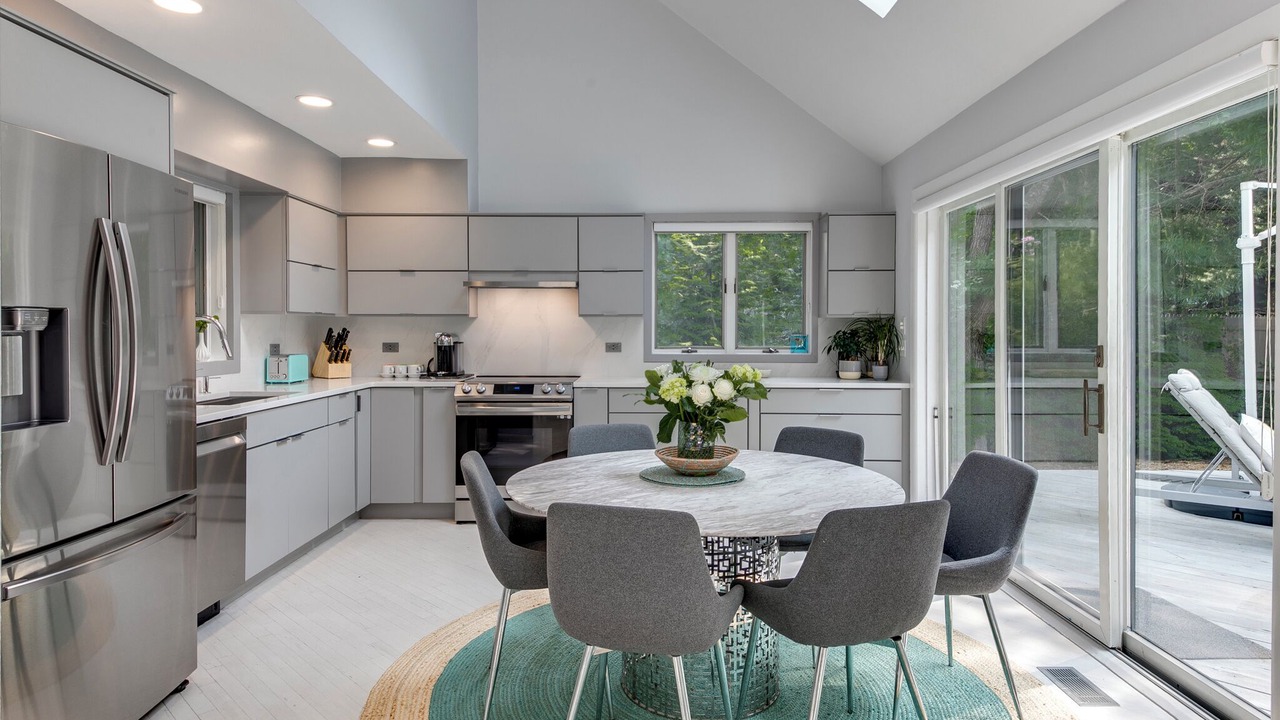 Photo of Kitchen in Northwest Harbor